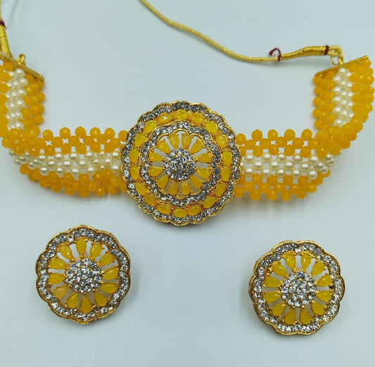 YELLOW AND WHITE KUNDAN CHOKER AND EARRING SET
