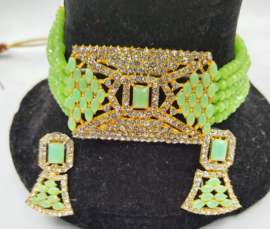 UNIQUE LIGHT GREEN KUNDAN CHOKER AND EARRING SET