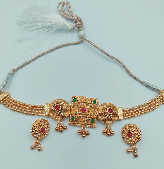 VERY UNIQUE ROSE GOLD NECKLACE AND EARRING SET