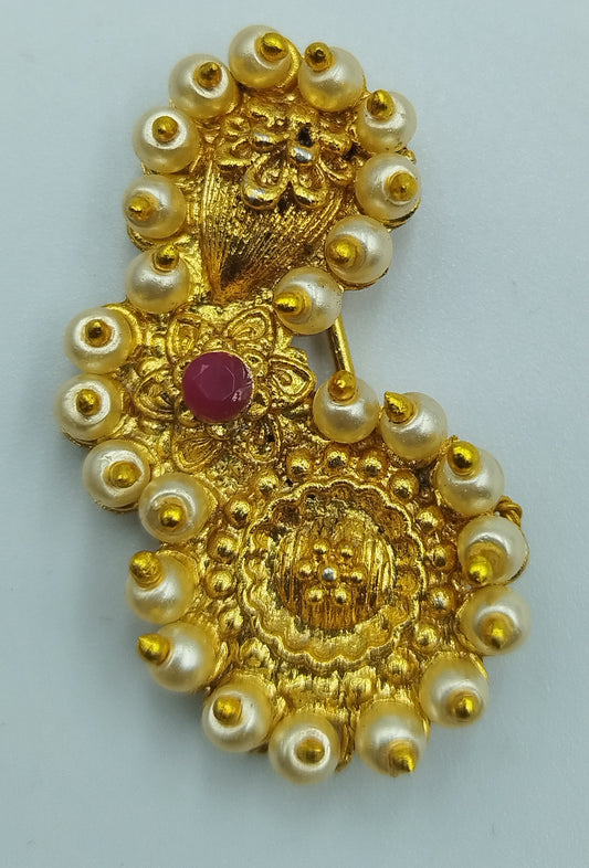 GOLD MARATHI NOSE RING