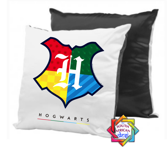 HOGWARTS CREST | HARRY POTTER INSPIRED SCATTER CUSHION